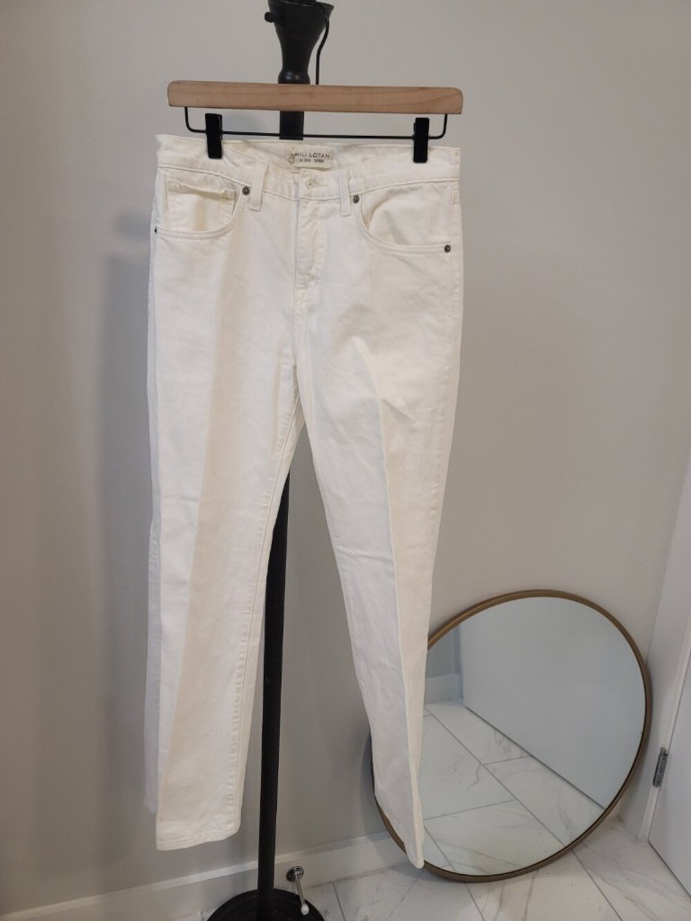 Nili Lotan Jeans 28 Celia Classic Wash Flare Leg White Denim CasualOffice Luxury